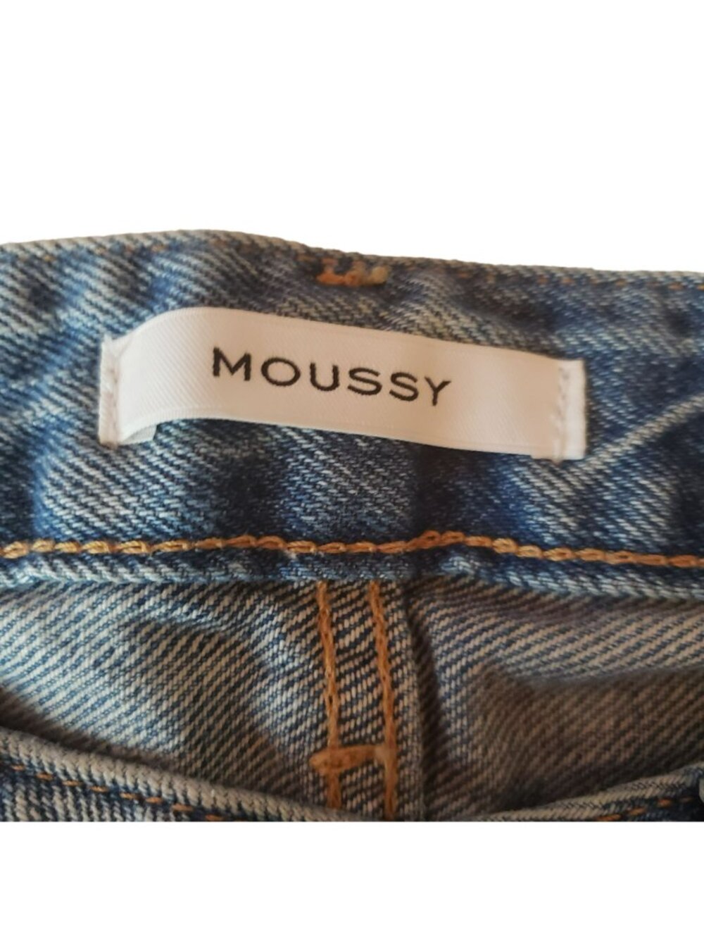 Moussy Cropped Flare Blue Light Wash Cropped Straight Leg Raw Hem Jeans - Picture 5 of 12